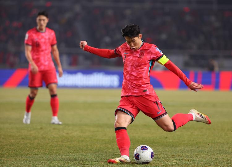 这两场热身 这两场热身