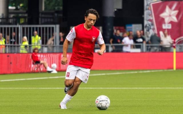 而本赛季, 表现稳定, 坎布尔近期