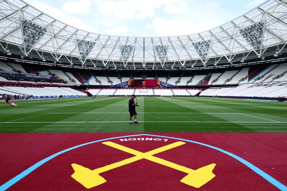 得本赛季最, 压力, 前往利兹联