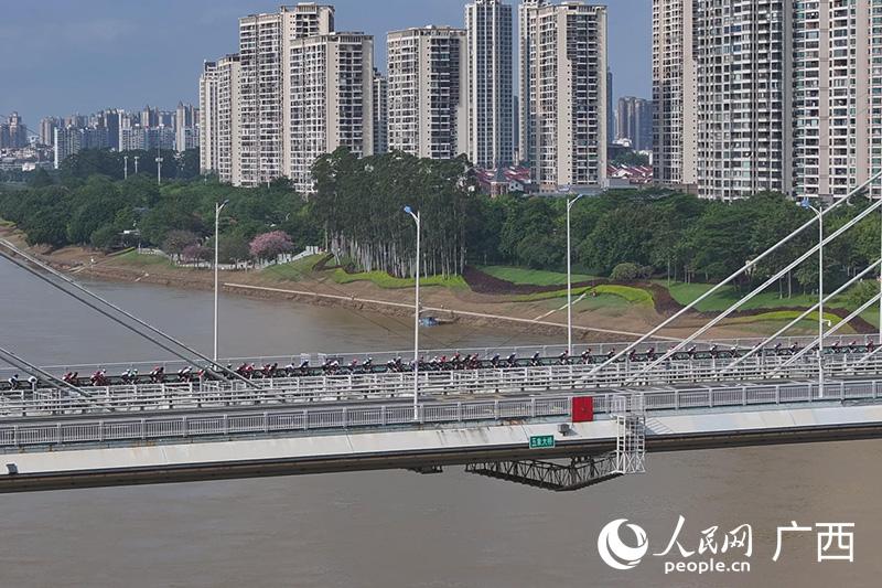 赛事设, span 赛事设, span